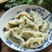 小青菜和什么一起能包水饺,小青菜和什么一起能包水饺吃 