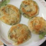 饺子皮变葱油饼 饺子变葱油饼