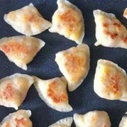  怎样煎饺子皮「煎饺子皮怎么做才松软好吃」