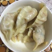 胡萝卜鸡蛋虾皮饺子馅的做法（胡萝卜虾皮蒸蛋）