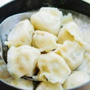  水饺的汤怎么弄「水饺的汤怎么弄才好吃」