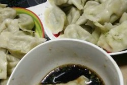  香菇小油菜饺子「香菇小油菜饺子馅怎么做」