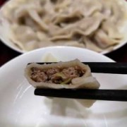 牛肉饺子里面可以放什么菜-牛肉饺子里可以放木耳吗