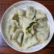 韭菜粉丝炸饺子（韭菜粉丝水饺馅怎么调好吃）