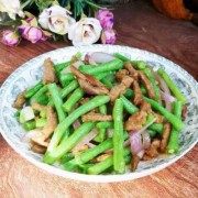  缸豆洋葱饺子「豇豆洋葱肉丝怎么做好吃」