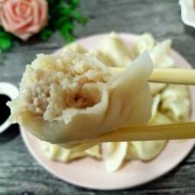  如何做莲菜饺子「做莲菜饺子的莲菜用不用焯水」