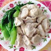 牛肉可以和胡萝卜韭菜一起包饺子吗 韮菜和胡萝卜牛肉饺子