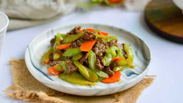 西芹牛肉可以一起吃吗-西芹可以和牛肉包饺子吗  第3张