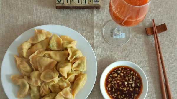 韭菜香菇红萝卜能一起做饺子馅吗-韭菜萝卜香菇能包饺子吗  第2张