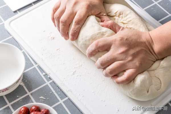 揉面做饺子皮用冷水还是温水 揉面做饺子  第2张