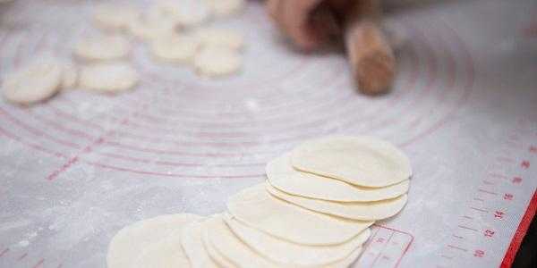 冰冻的饺子皮如何解冻快-冰冻的饺子皮如何解冻  第1张